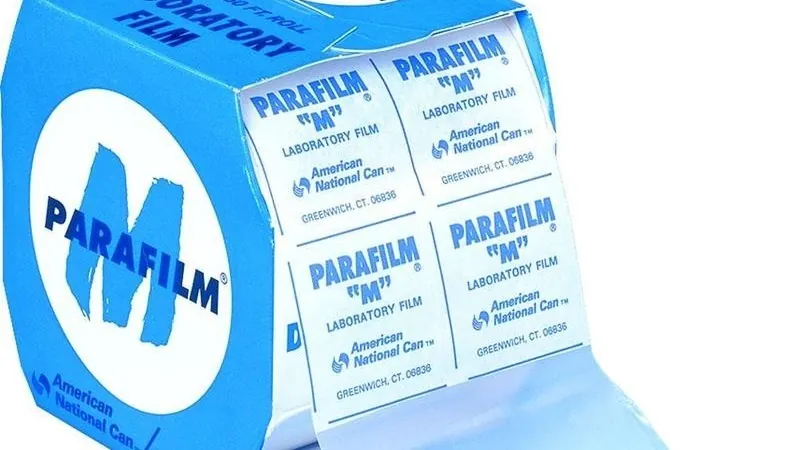 Utilisation du parafilm : guide pratique en myciculture et microbiologie